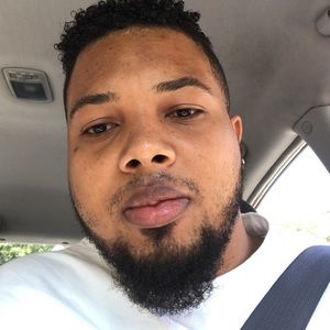 Meet your Posher, Alvaro